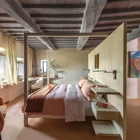 מלון Monteverdi Tuscany 5*